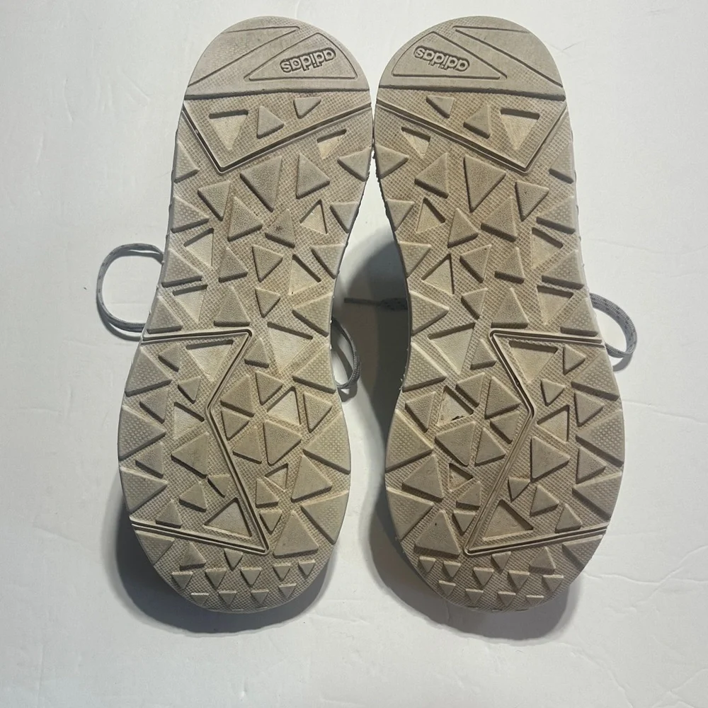 adidas Questar Drive Grey and white mesh Athletic Sneakers ortholite float sz 8